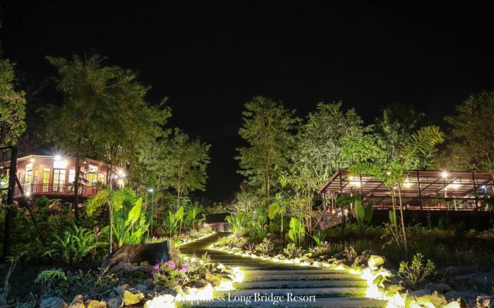 Happiness Long Bridge Resort