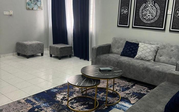 RIAZZ HOMESTAY (MUSLIM HOMESTAY)