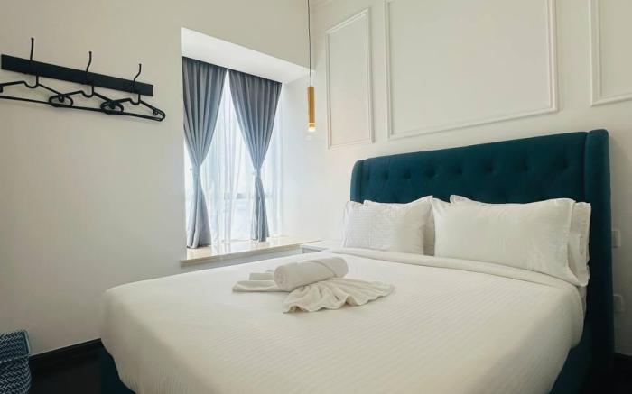 Unblocked Sea view 2BR unit R&F Princess by ANJU