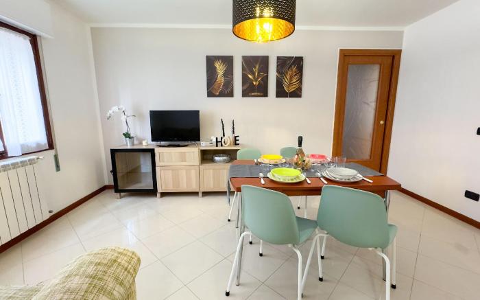 Hellen House by Ca-Sa Check