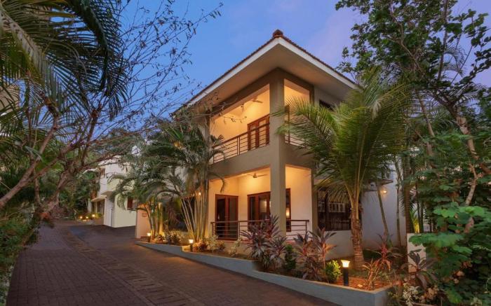 Solace Est 6BR Family Pool Villa Candolim Cook
