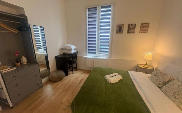 Paris 14e  Cosy appartement 2 pi  ces r  nov