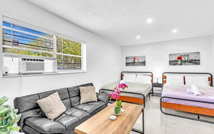 NEW 2 Bed Studio close to Beach & Casino HA04