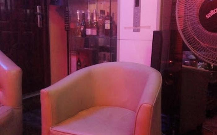 First Laurel Hotel And Suites