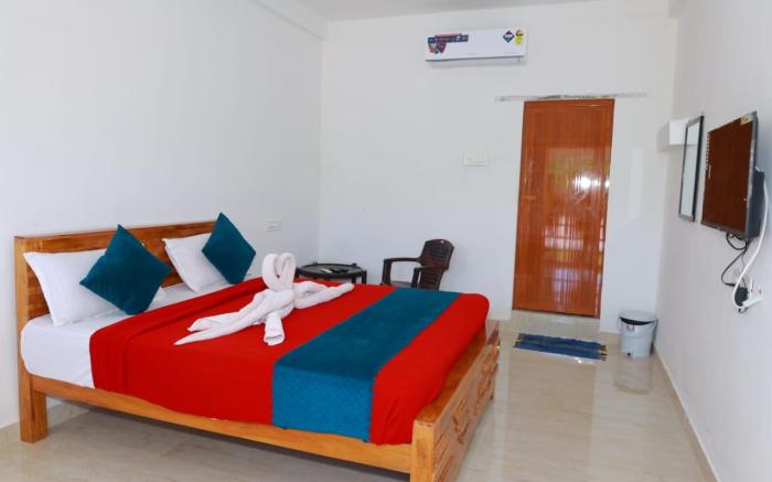 Aryas Residency