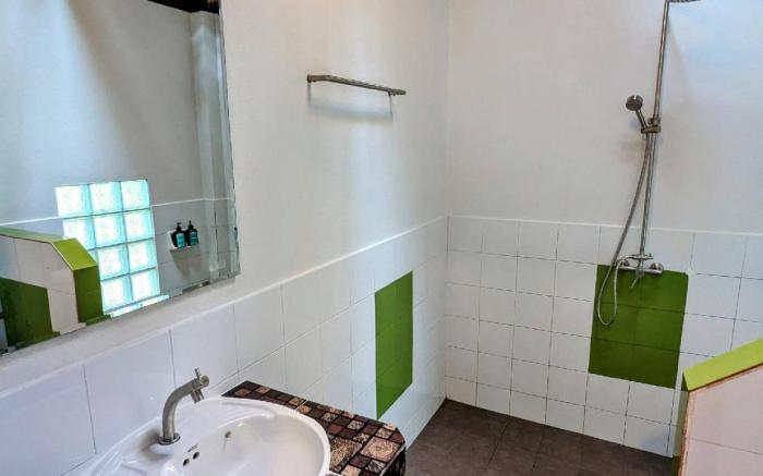 Ziggy Stardust Resort