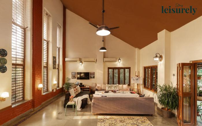 Stay Leisurely Peace Lily 2BHK Jacuzzi, Karjat 