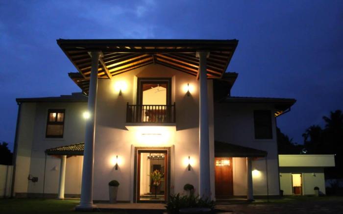 Villa White Queen