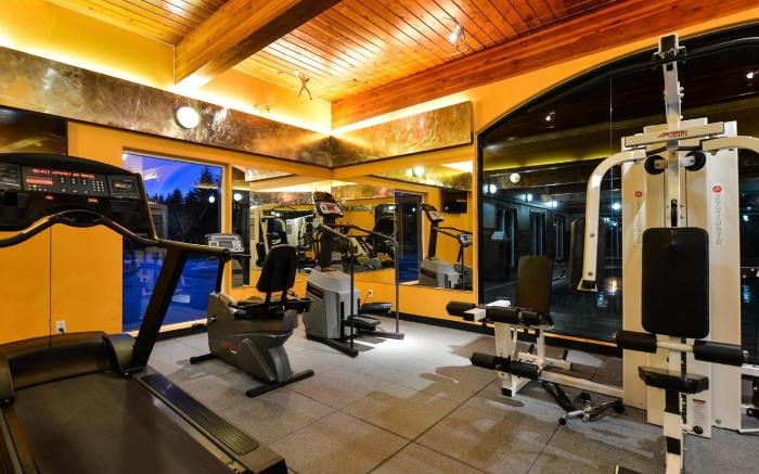 Holiday Inn Express Vancouver North By IHG