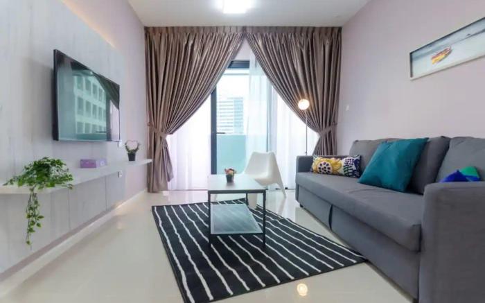A Stylish & Cozy Suite in Suasana JB