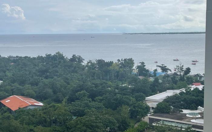 Ma Roberta@Tambuli Resort with fast Wifi 16 Floor