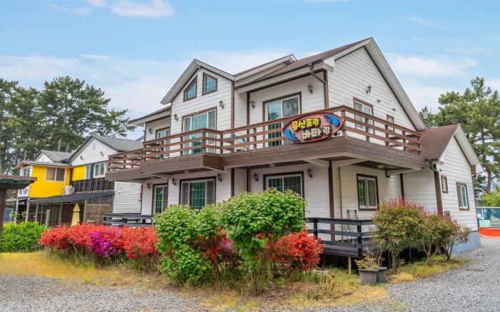 Taean Mongsanpo and the Sea Pension