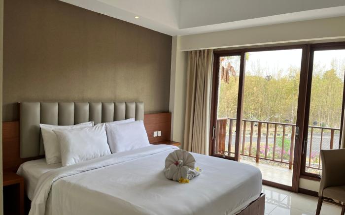 New Kuta Hotel by Lorin