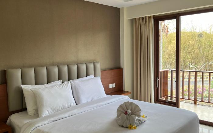 New Kuta Hotel by Lorin