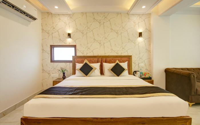 Hotel The Emporio Grand