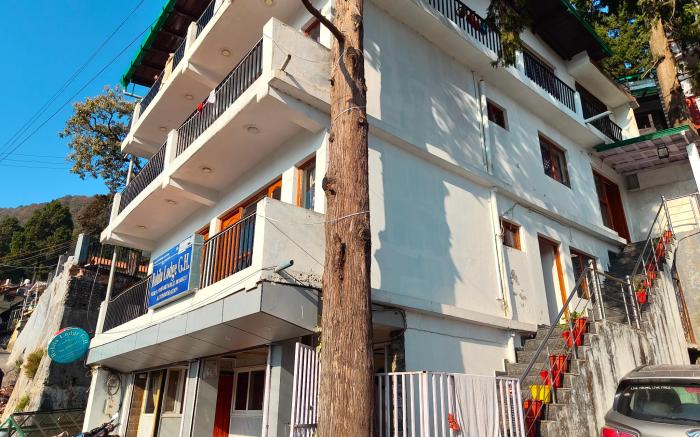 Goroomgo Rohila Lodge Lake View Mall Road Nainital