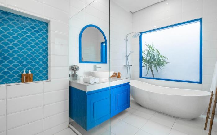 Casa Posa Grand 6 BR Villa Seminyak