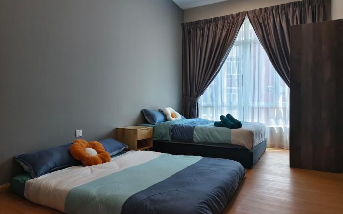 LV15 PoolView Kuantan | 1-5 pax | Vhomestay