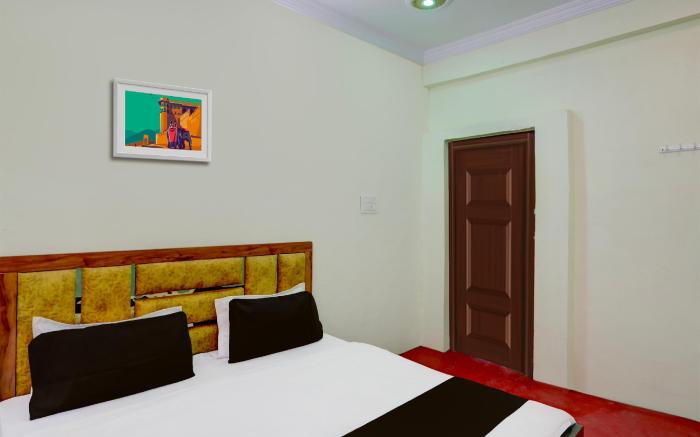OYO Flagship Vrindavan garden guest house and hotel