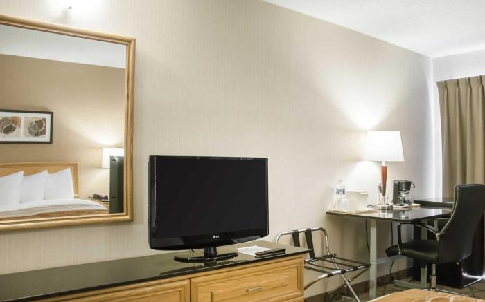 Comfort Inn South