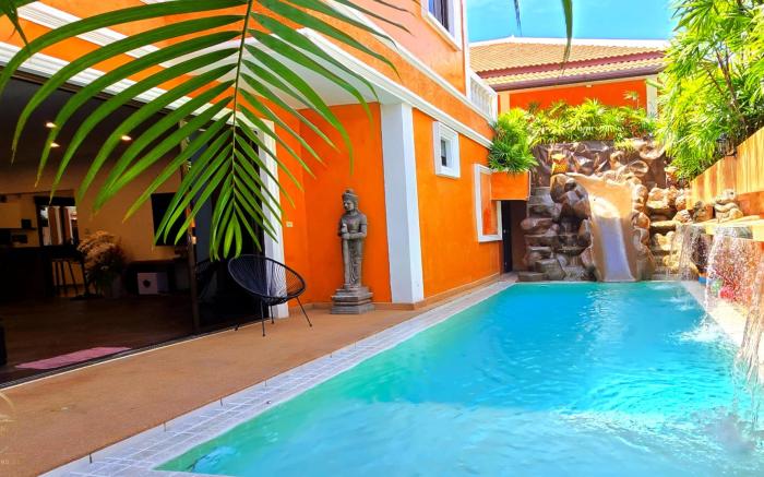 WOWLAND Luxury Pool Villa Pattaya Walking Street