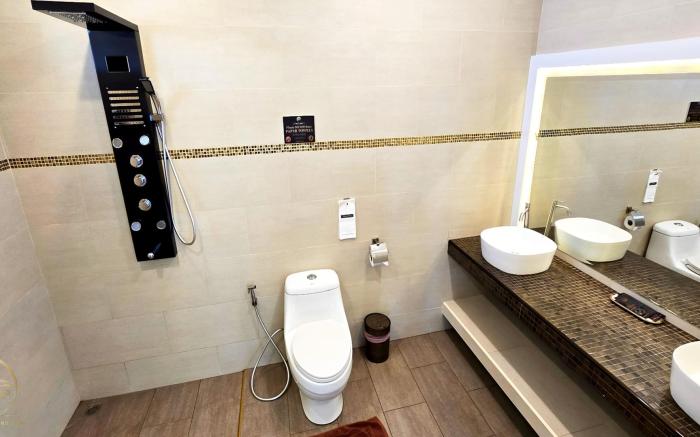 TUCHELAND Luxury Pool Villa Pattaya Walking Street