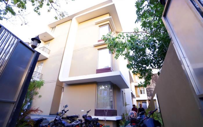 Hotel Admire Inn Noida Sector 50