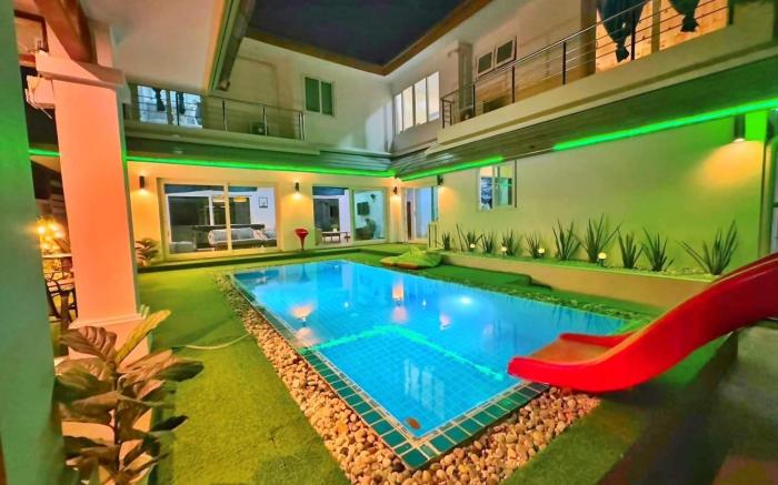 Baanlyn Pool Villa Pattaya