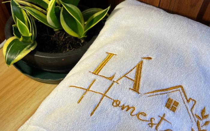 Lá Garden Homestay