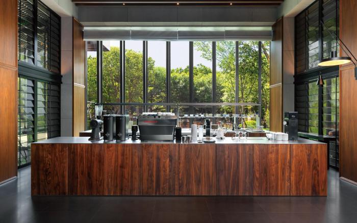 Flow and Co. Qingdao, Autograph Collection