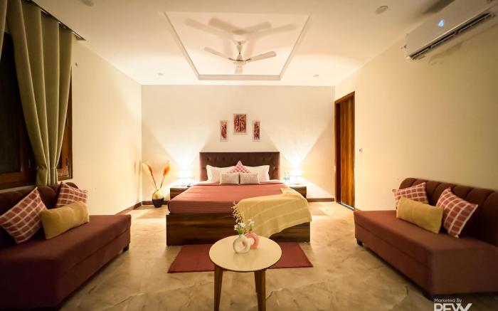 Guru Sadan, A Luxe Stay