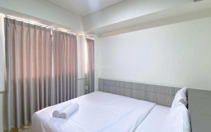 WellFurnished 2BR Meikarta Apartment By Travelio