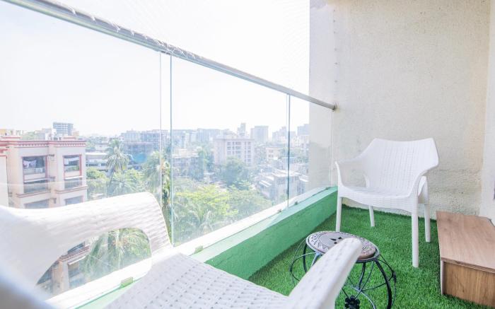 Delightfully Designed 3 BHK Apartment - Santacruz