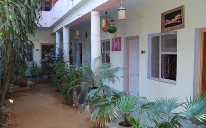 Aroma Hotel