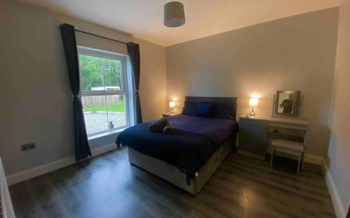 Forest View House & Hot Tub sleeps 9