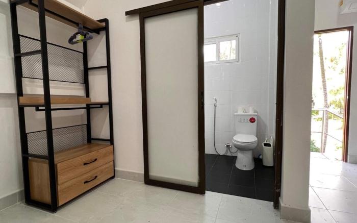Luxury Villa Studio in Private Estate (Top LVL)
