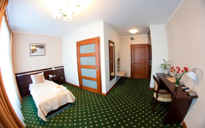Hotel i Restauracja "Pod Orlem"