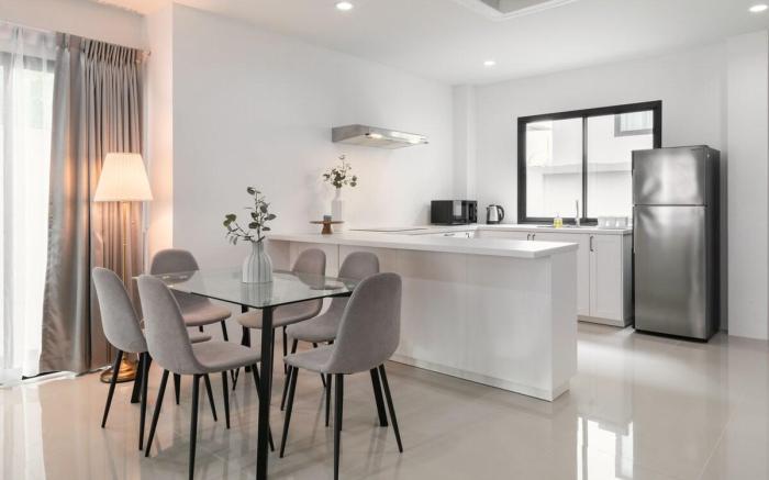 Hann House | 4BR 3BA | Naiyang Beach | HKT Airport