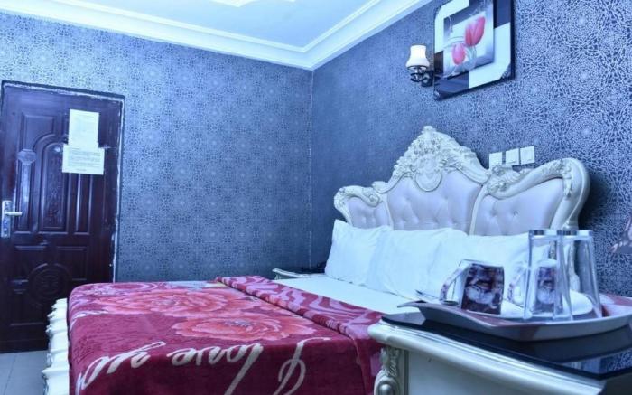 World Class Hotel & Apartments