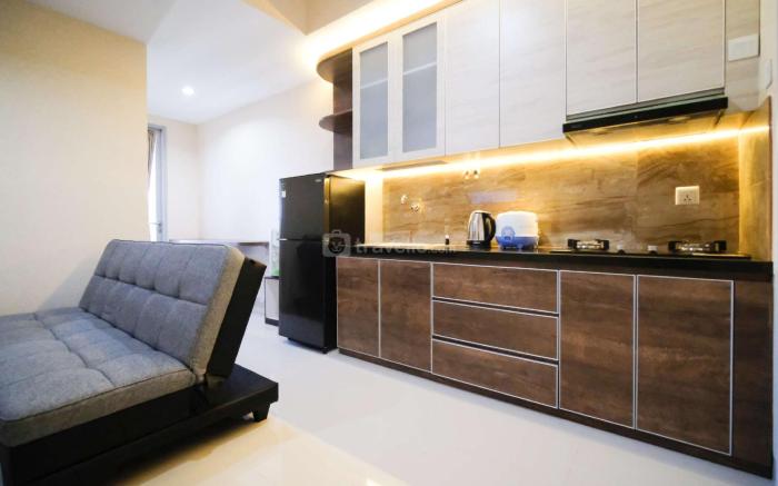 Nice 1BR at Grand Sungkono Lagoon Apt By Travelio