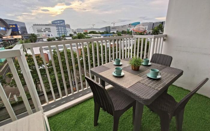 Homepals 628 at Sea Residences Mall of Asia