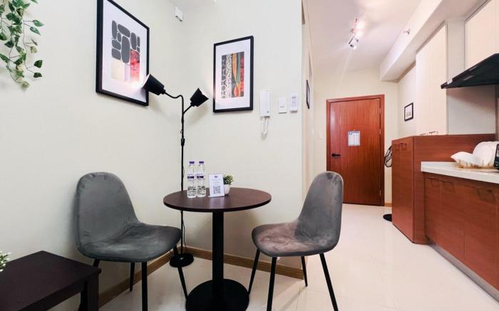 Condotel 1BR Suite at Sunshine100 City Plaza #SS04