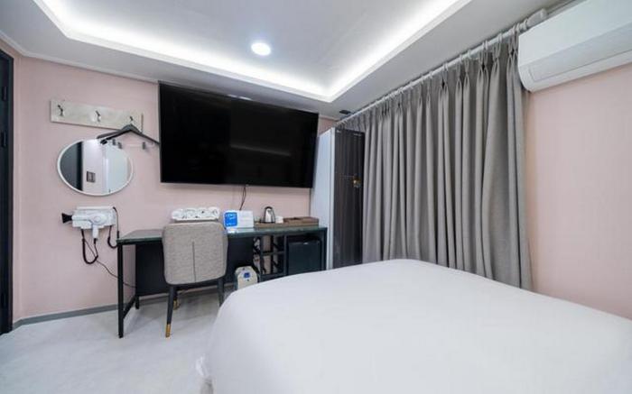 Seongnam Hotel Dear