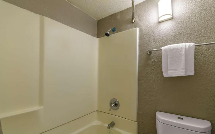 Studio 6  Hayward, CA – Silicon Valley Gateway