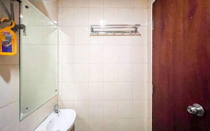 GoodPlace Studio at Vida View Makassar By Travelio