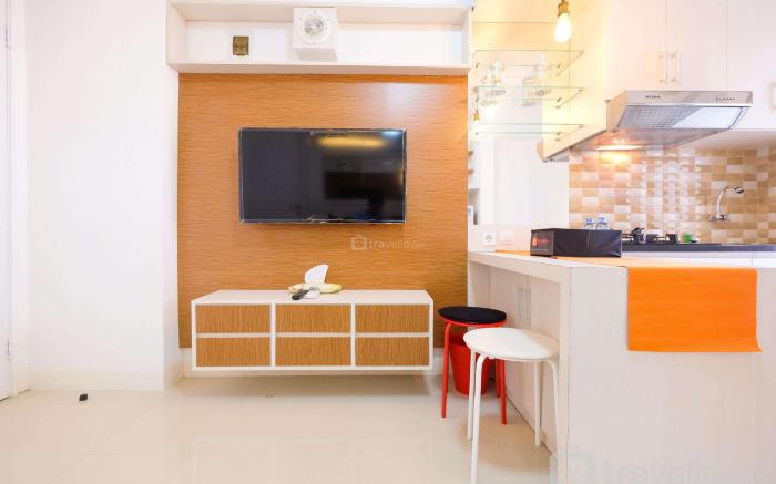 City View 2BR Apt Bassura City By Travelio