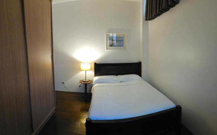 A T Beach Resort Queen Room