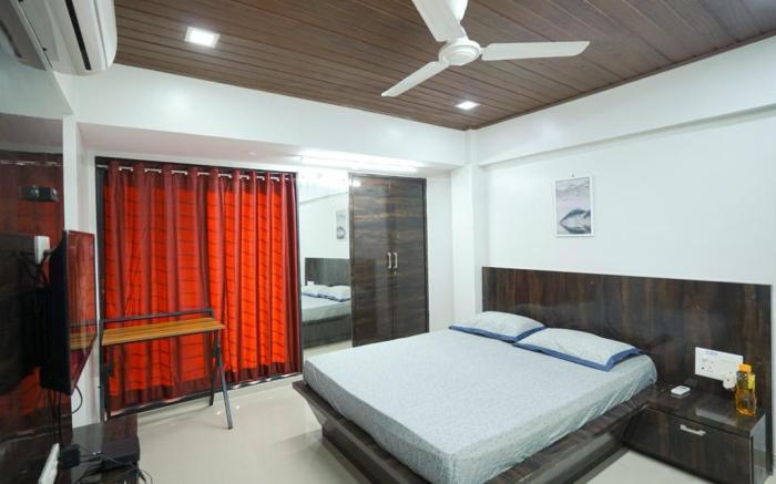 Sparks Fly Serviced apartments Vashi