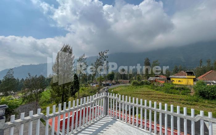 Family Homestay Syariah Bromo Mitra RedDoorz