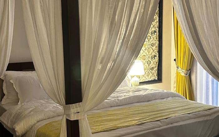 Aura Luxury Stays